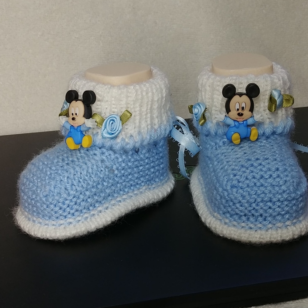 Baby booties - Picture 2 of 3